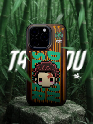 主图-01 Evergreen Resolve - Pixelated Warrior Clear iPhone Case